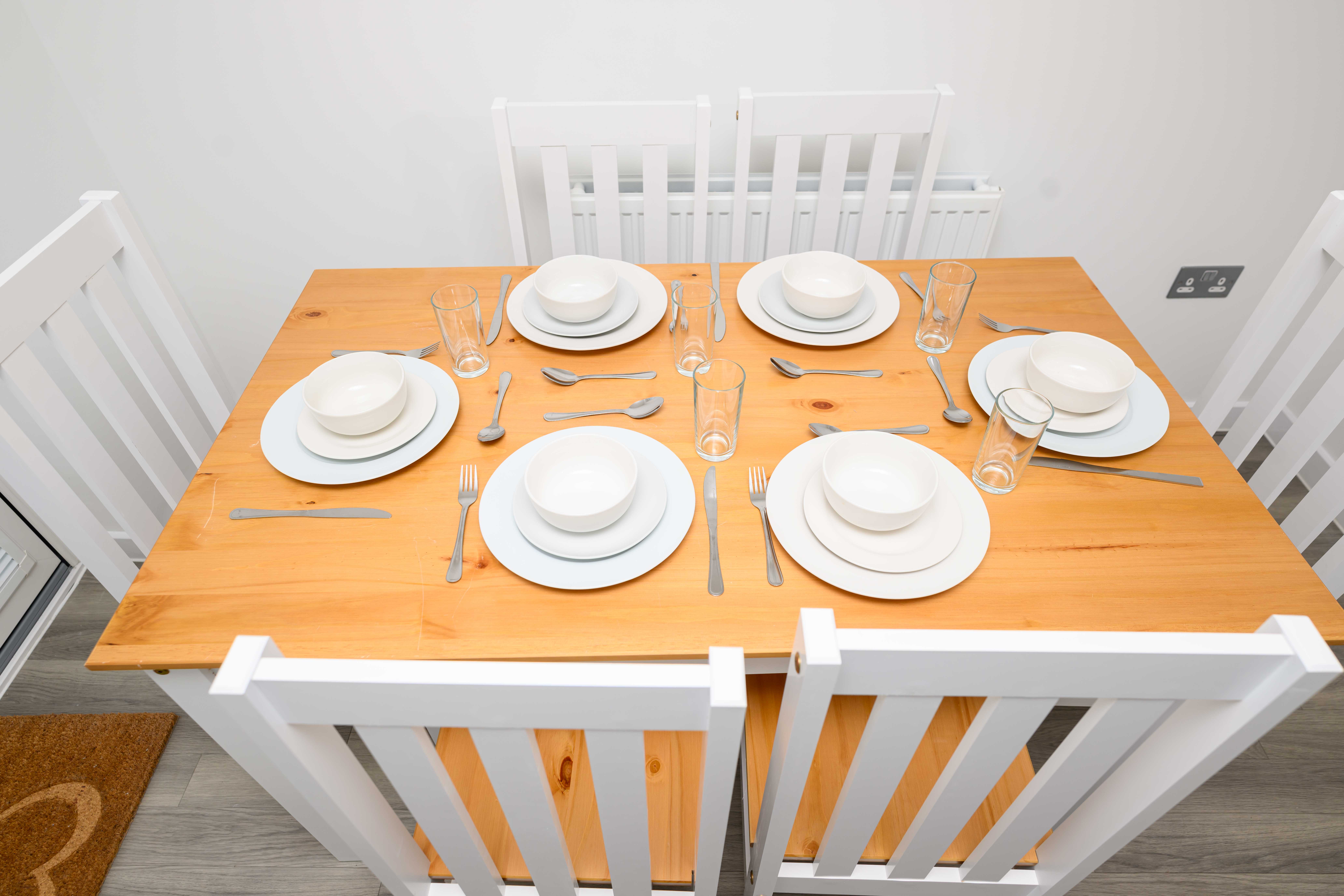 Stylish 5 Bedroom House Near Chatham Dockyard, Medway