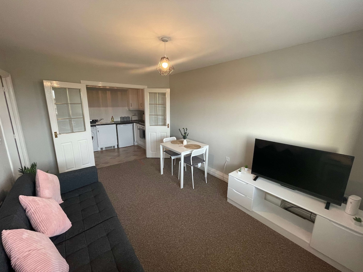 2 Double Bedrooms | 2 Bathrooms | Parking |WIFI, Thornaby