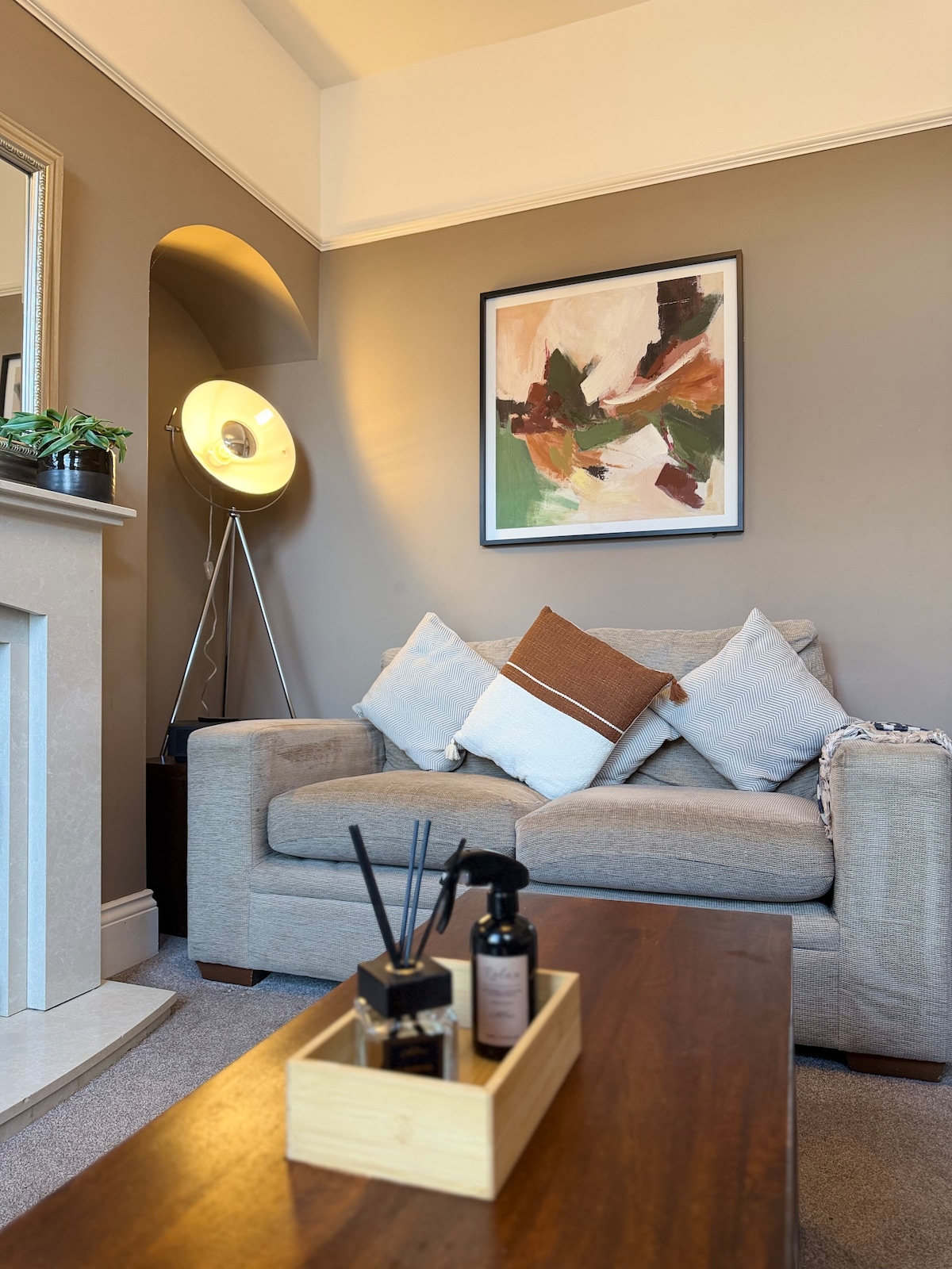 Charming York House, Sleeps 6, Walk to Centre, York