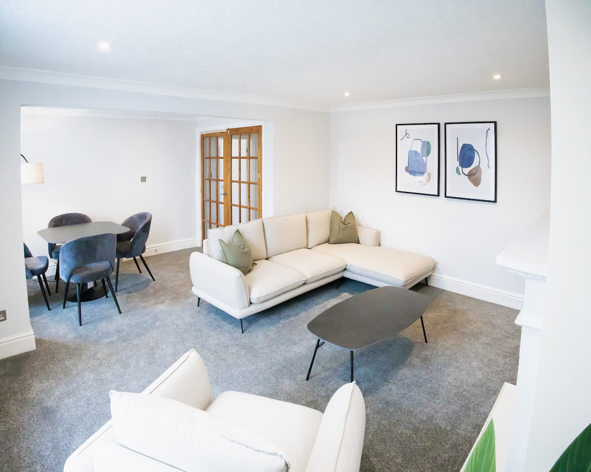 2 Boughton House, Cheshire West and Chester