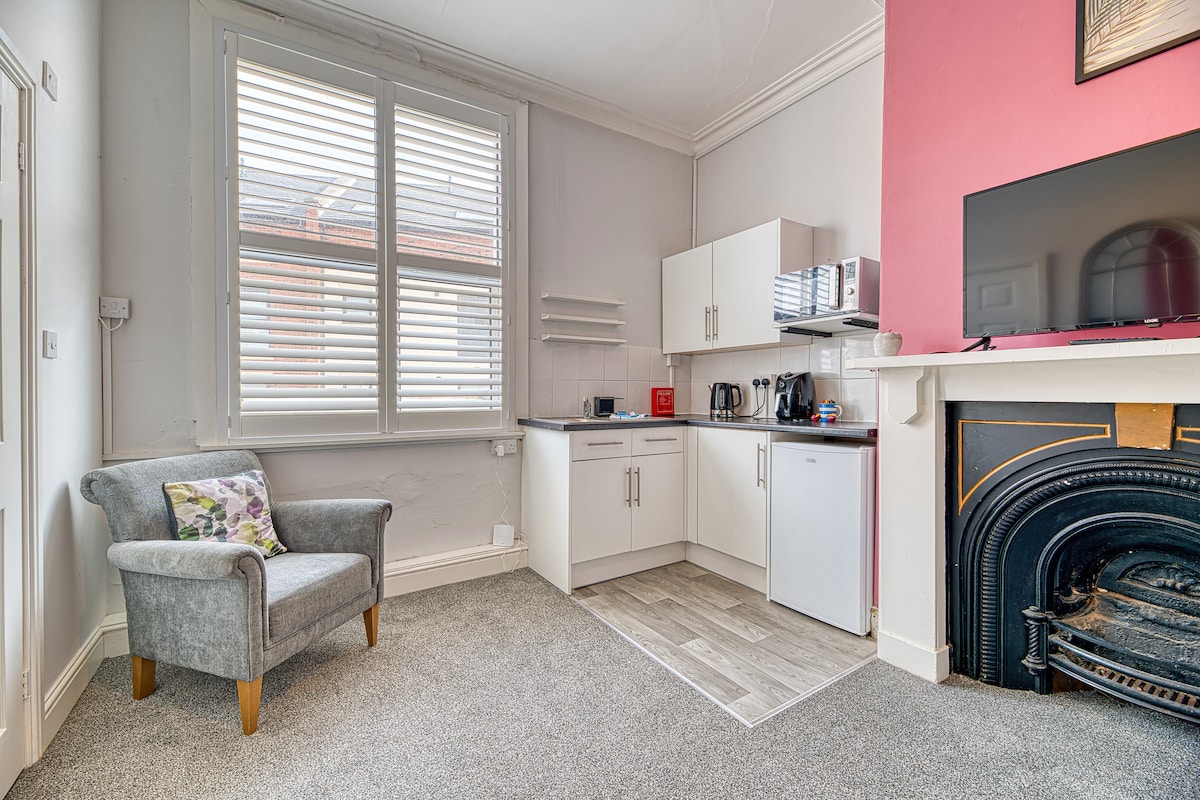 12-4 Chester Heights, Cheshire West and Chester