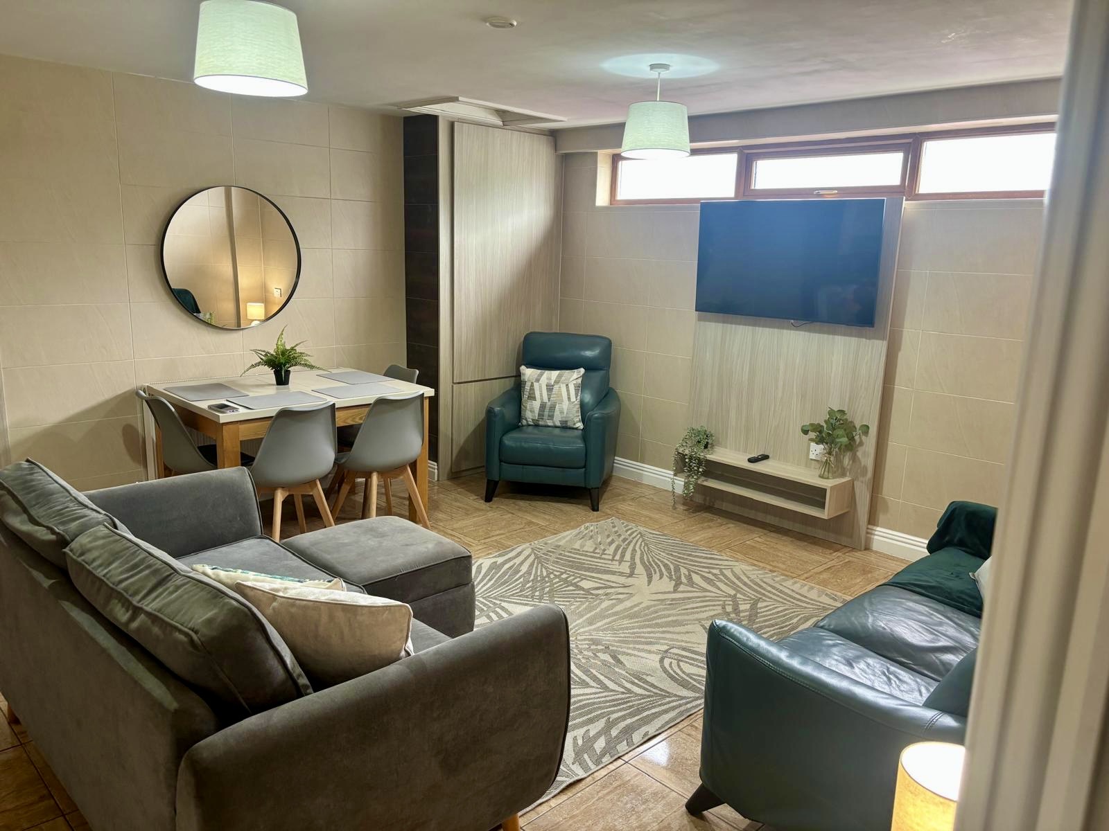 Ground floor 3 bed, 2 bath apartment, Liverpool